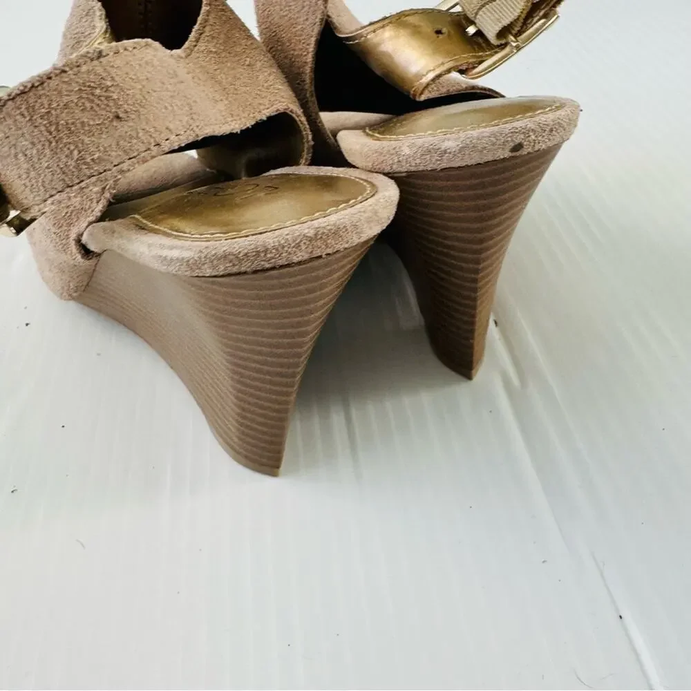 NWOT Ann Taylor Loft suede peep toe wedges tan size 7 stacked heel